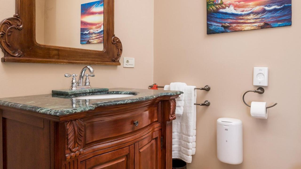 Apartments Villa Bv Опатия Екстериор снимка