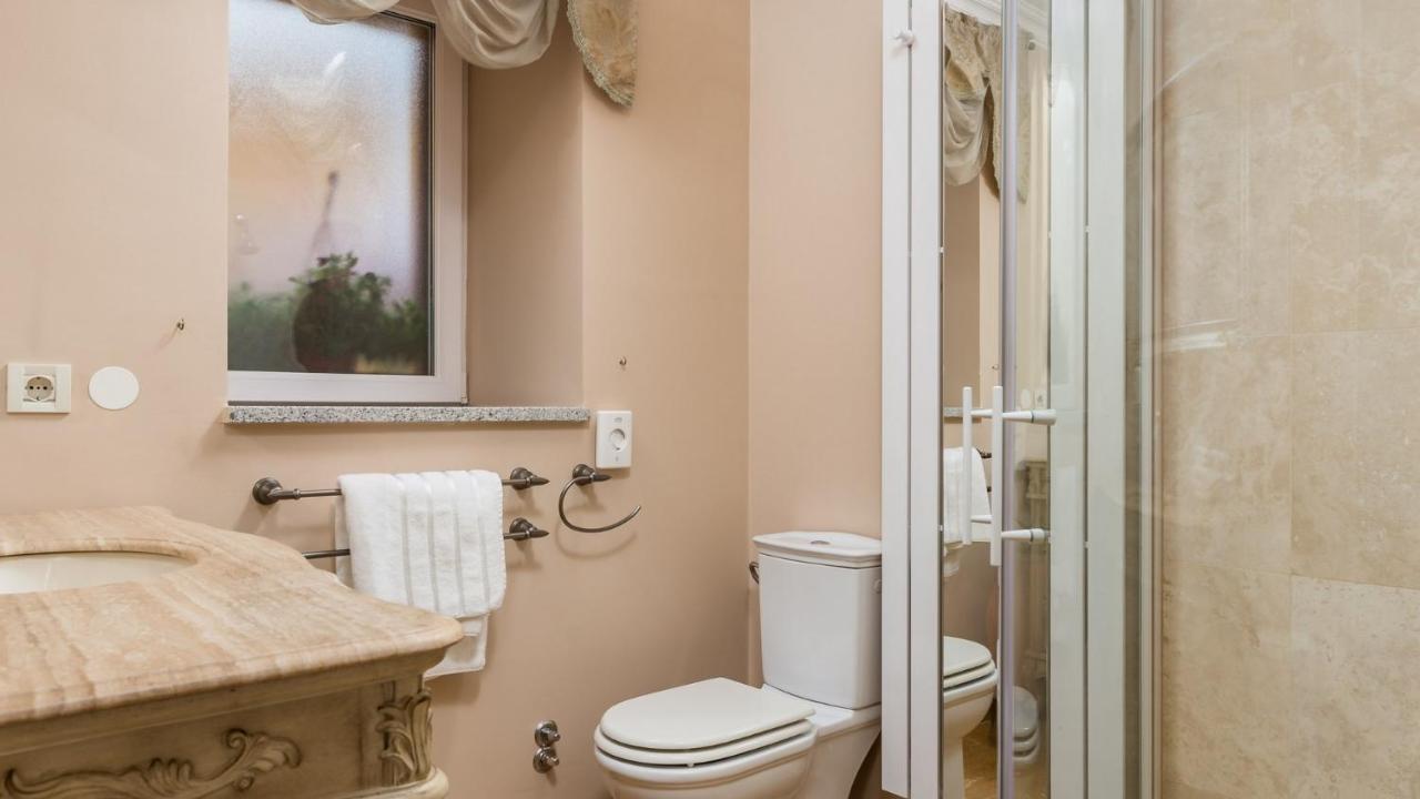 Apartments Villa Bv Опатия Екстериор снимка