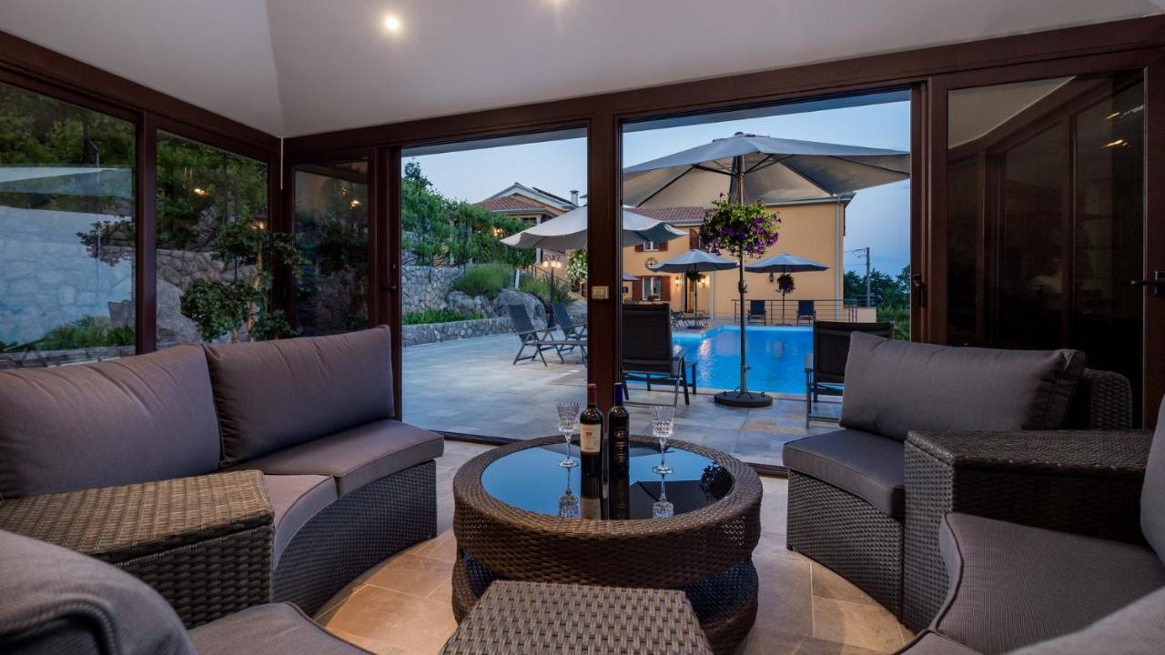 Apartments Villa Bv Опатия Екстериор снимка